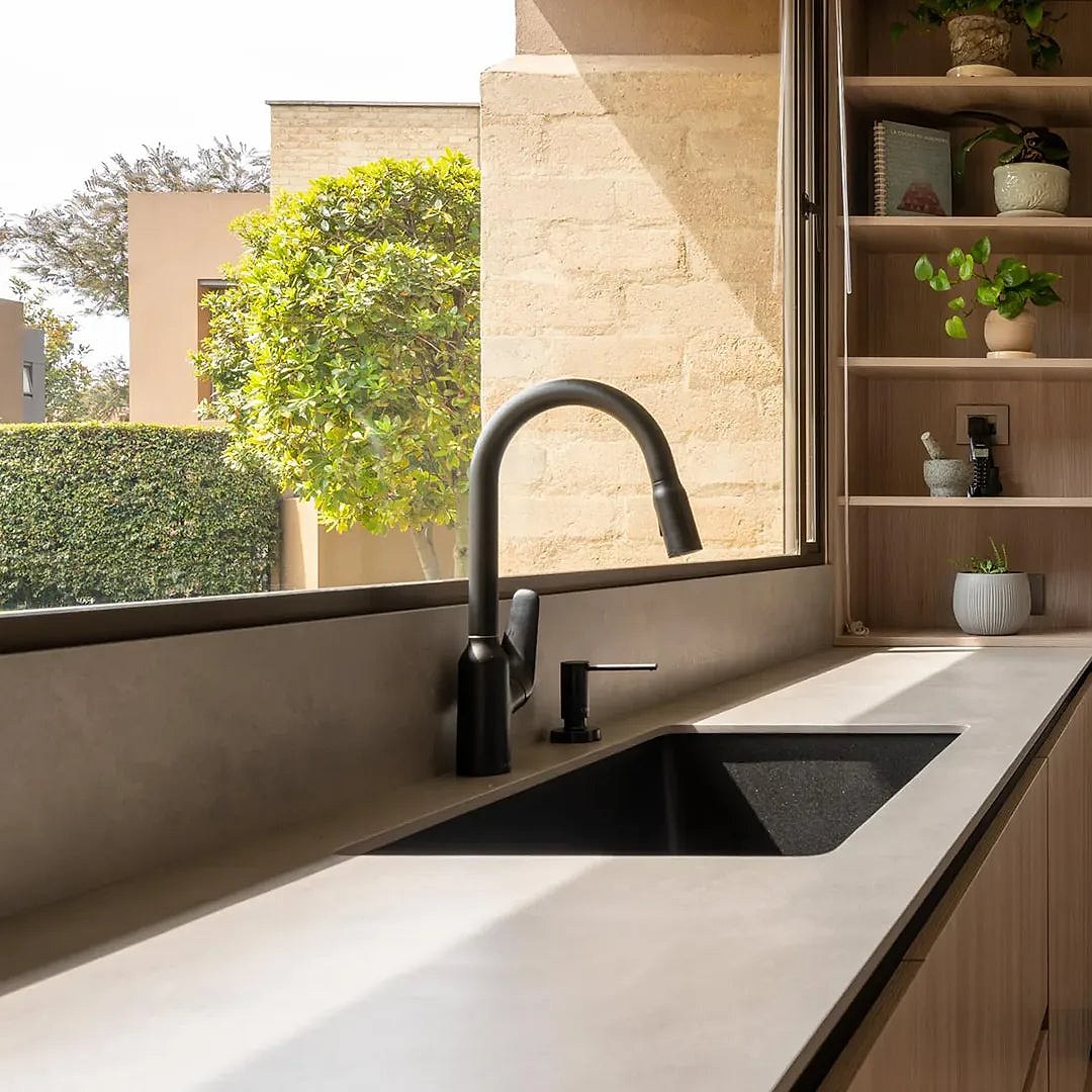 Purastone prima – Metro Grey — el material en un ambiente