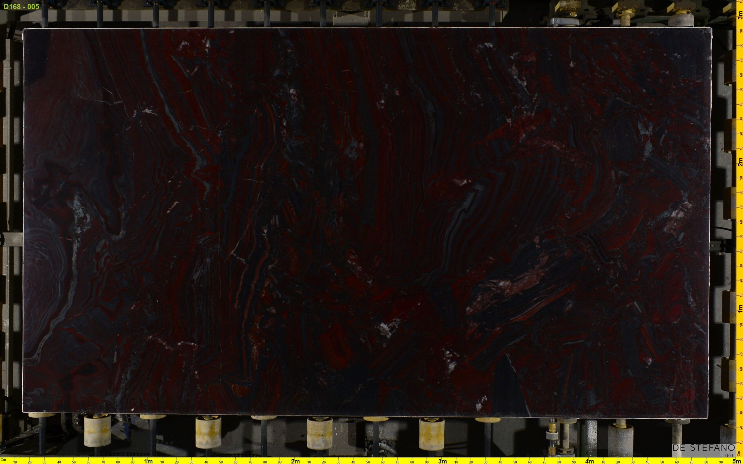 Cuarcita – Magma Iron Red — placa entera