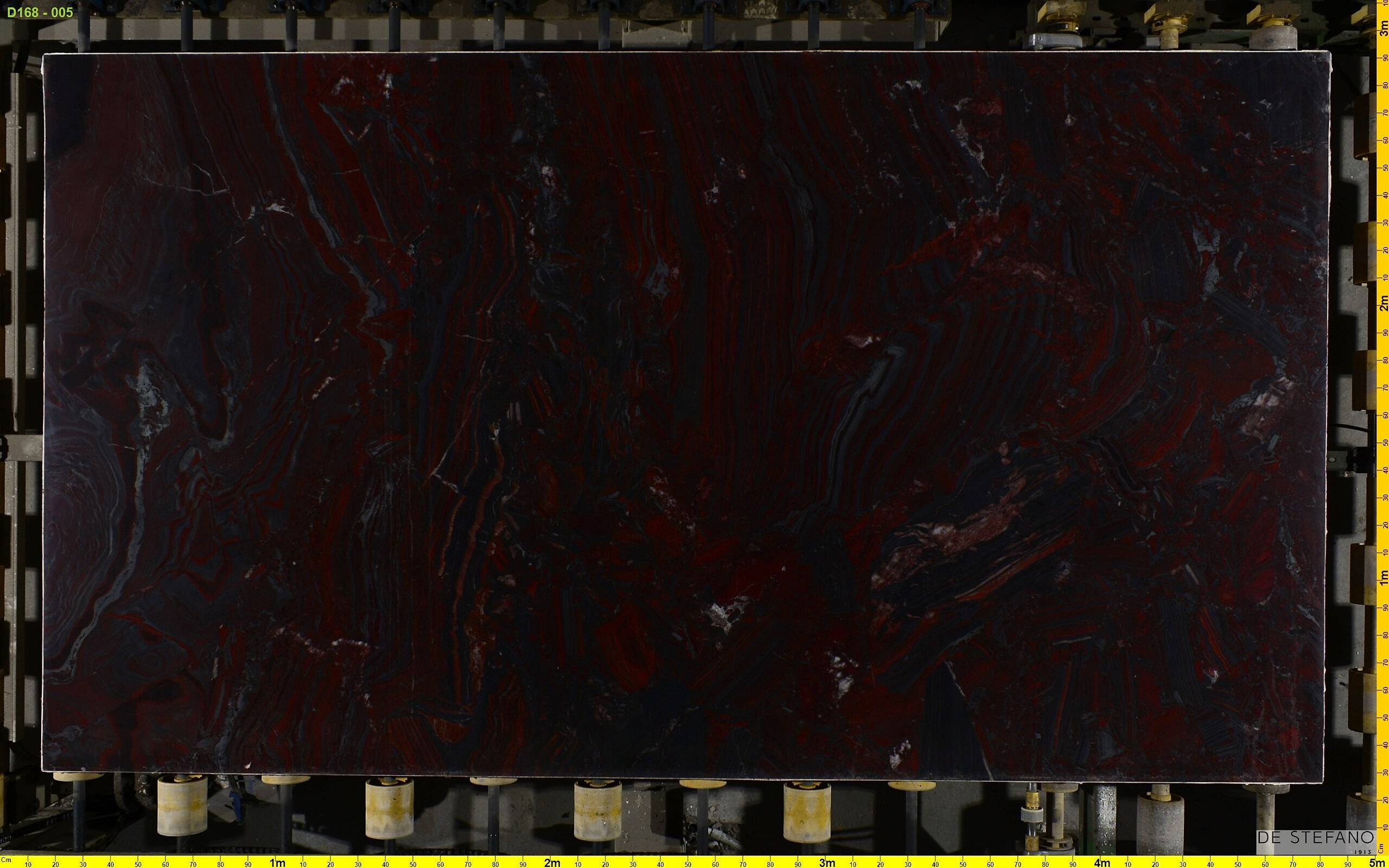 Cuarcita – Magma Iron Red — placa entera