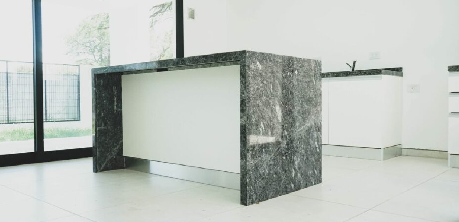 Granito – Rumi Black 20 — Mármol