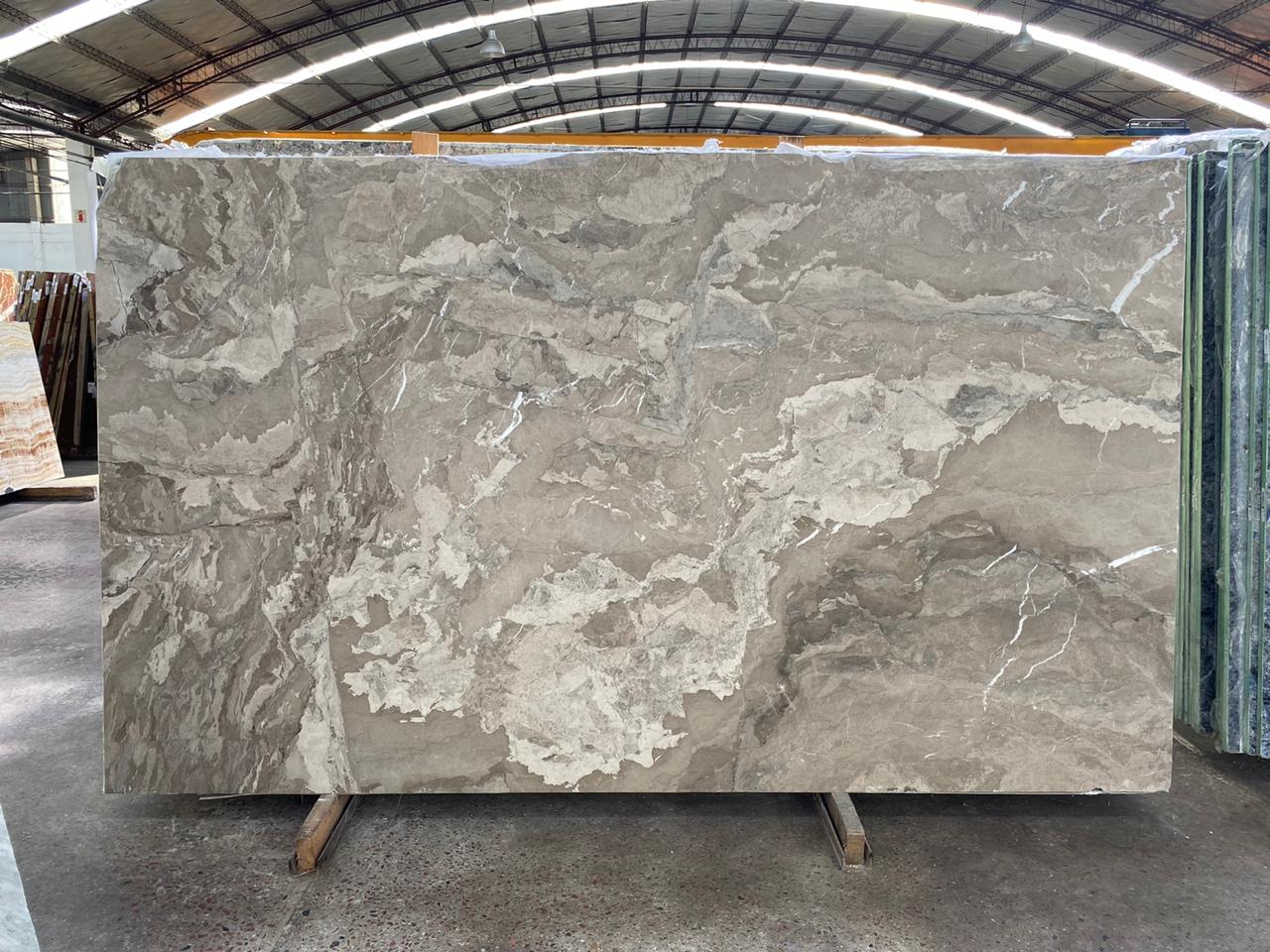 Purastone prima – Camouflage — el material en un ambiente