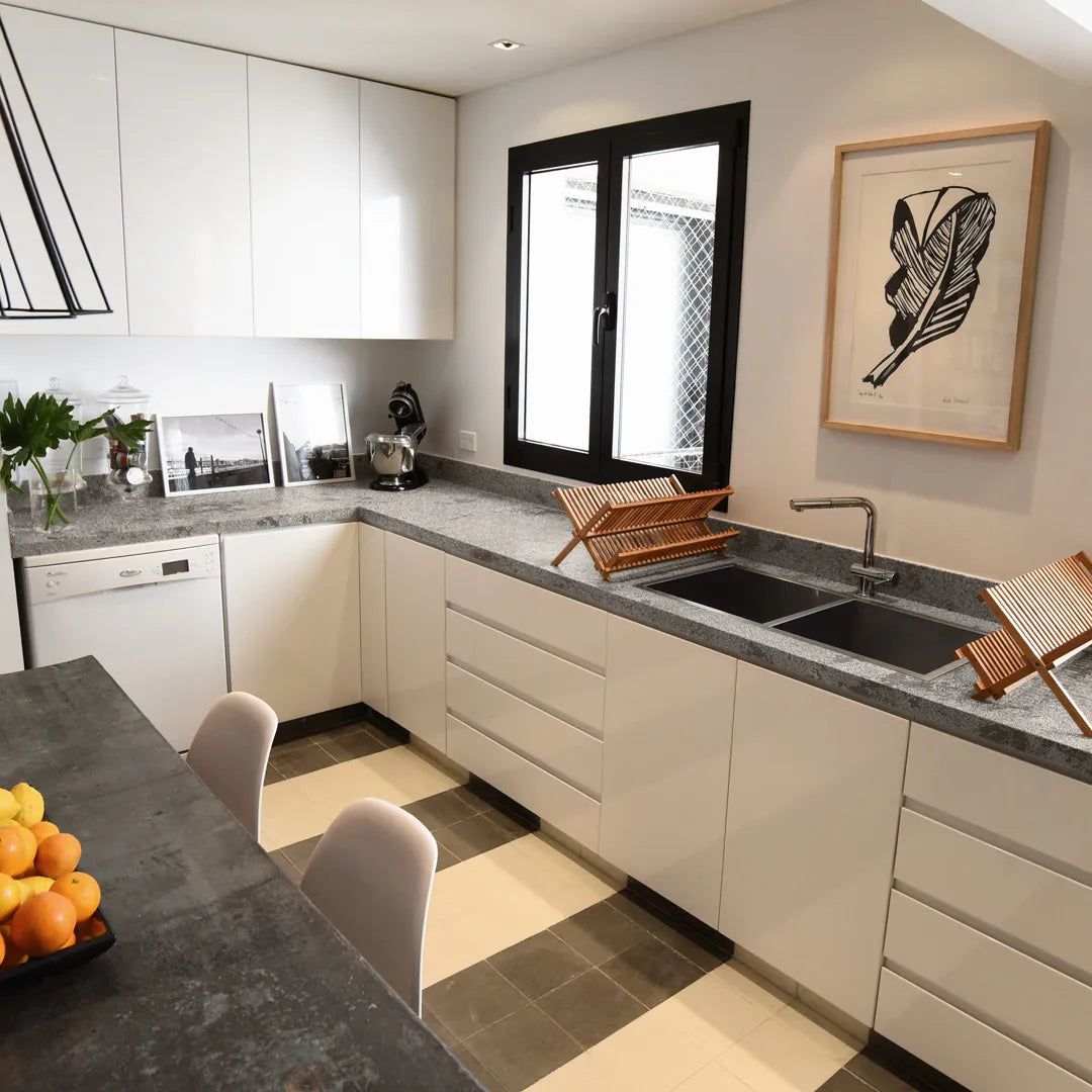 Purastone – Concrete Dark — el material en un ambiente