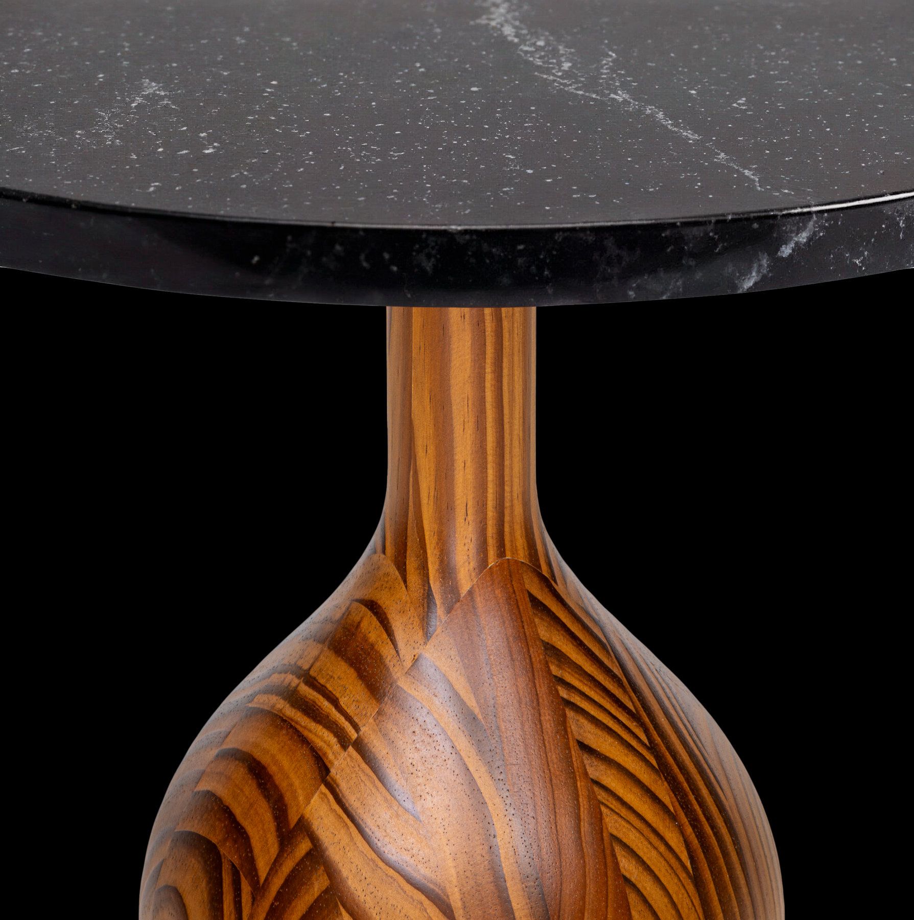 Mesa de apoyo Vetra de mármol — foto 9