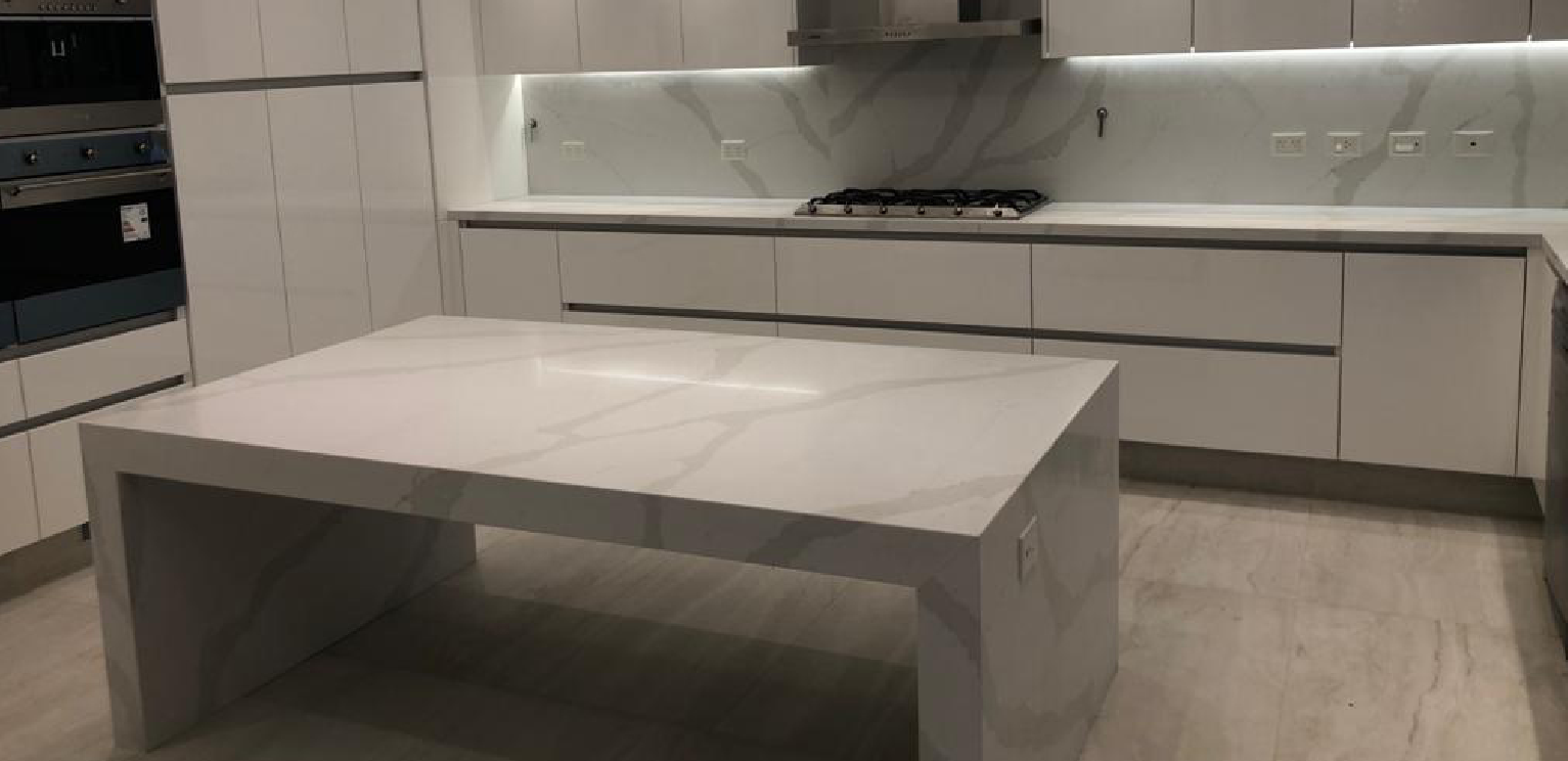 Purastone – Calacatta Gold — Mármol