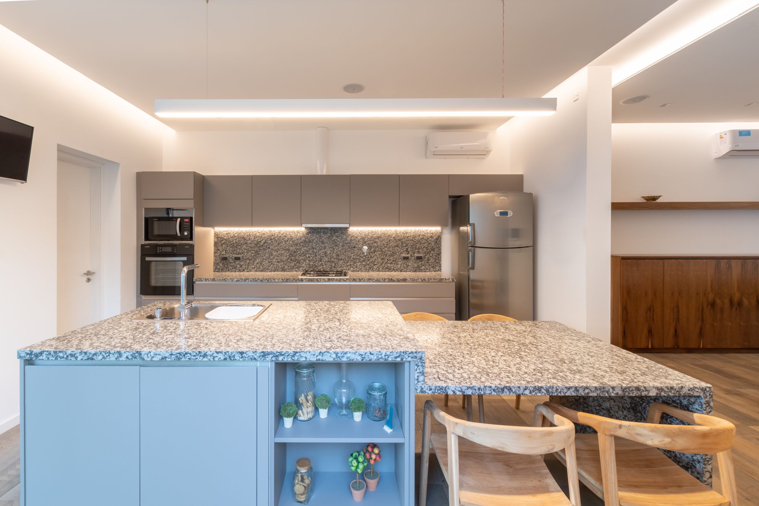 Granito – Gris Perla 20 — el material en un ambiente