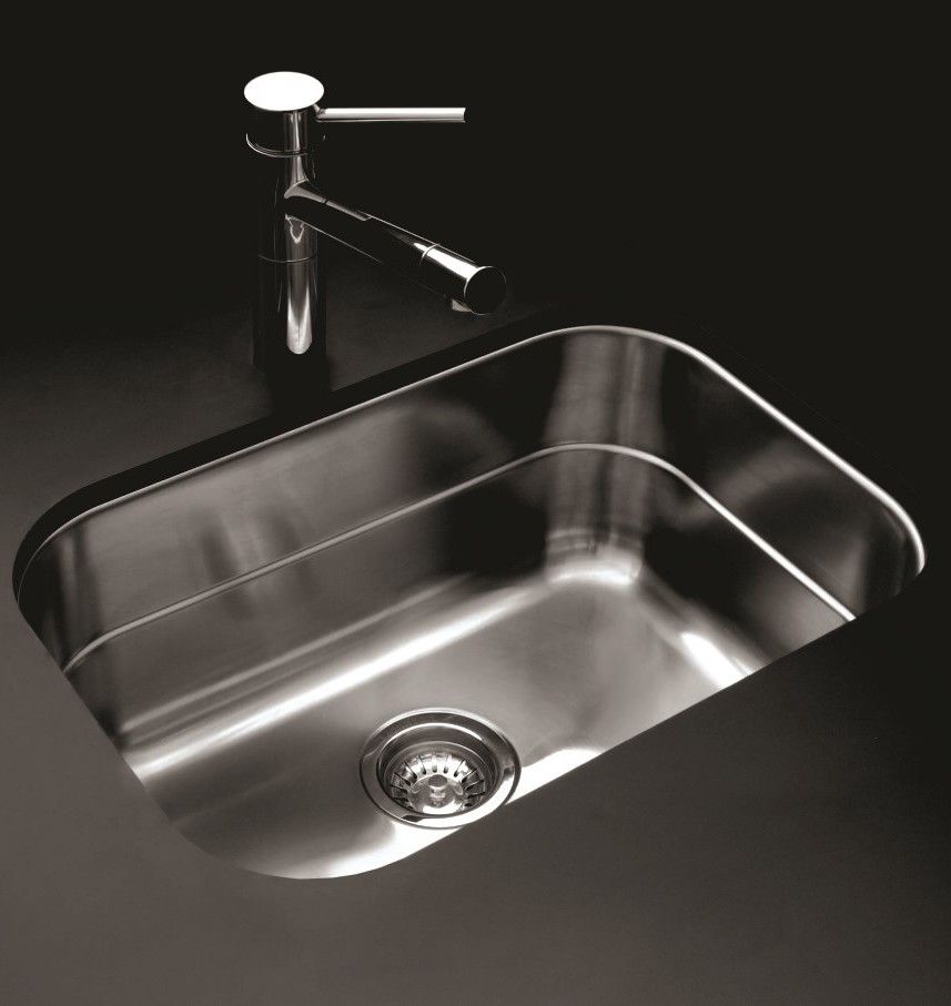 Modelo E54 — Johnson Acero