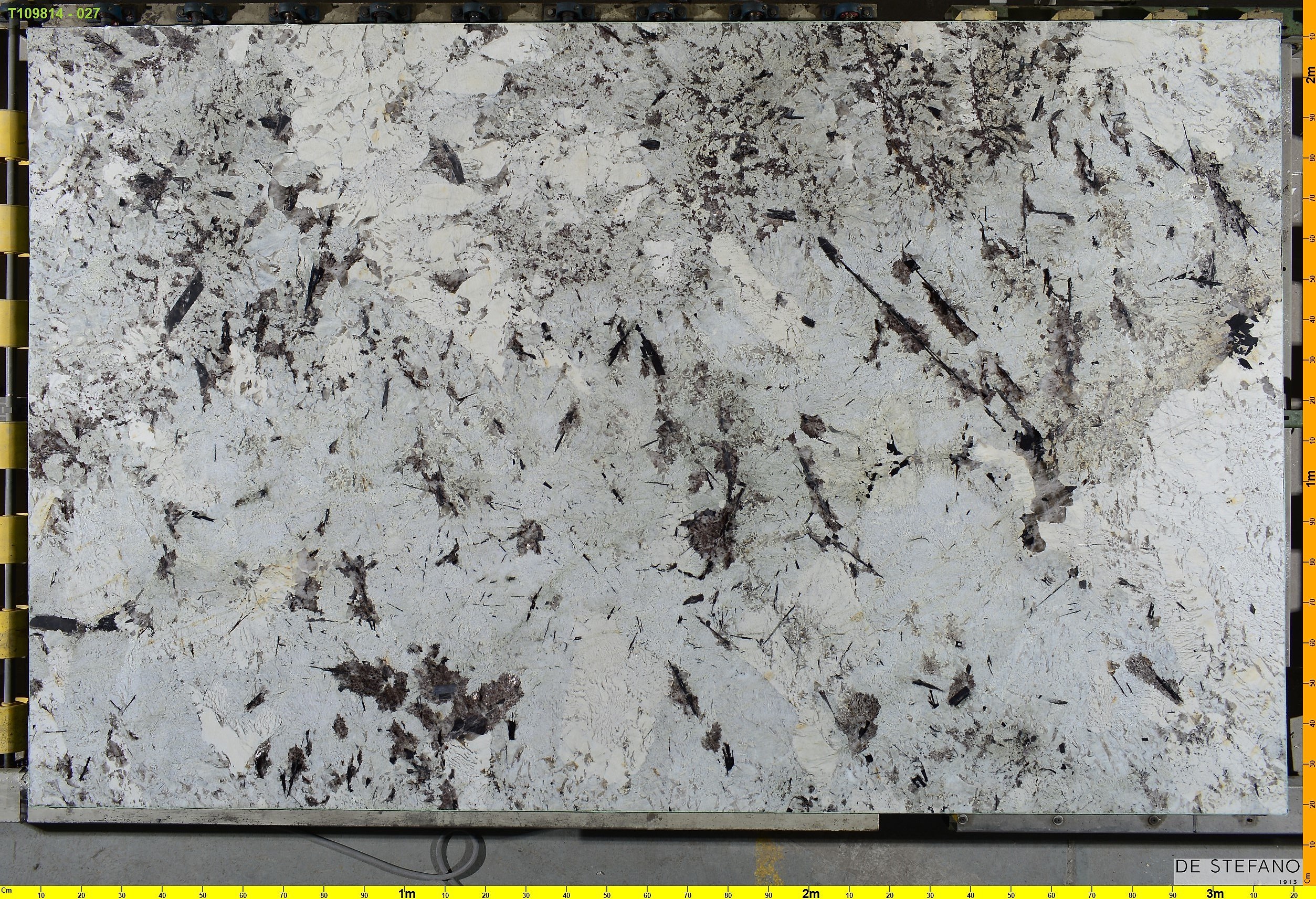 Granito – Delicatus — placa entera