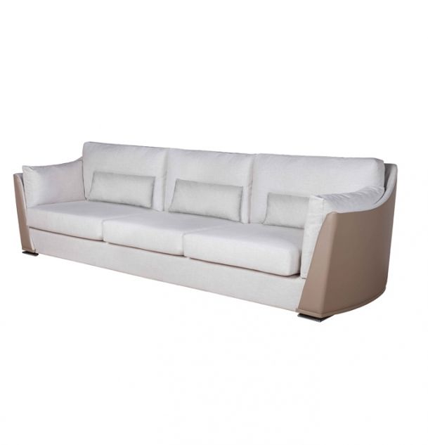 Sofá Leopoldo almohadón riñón patas Inox