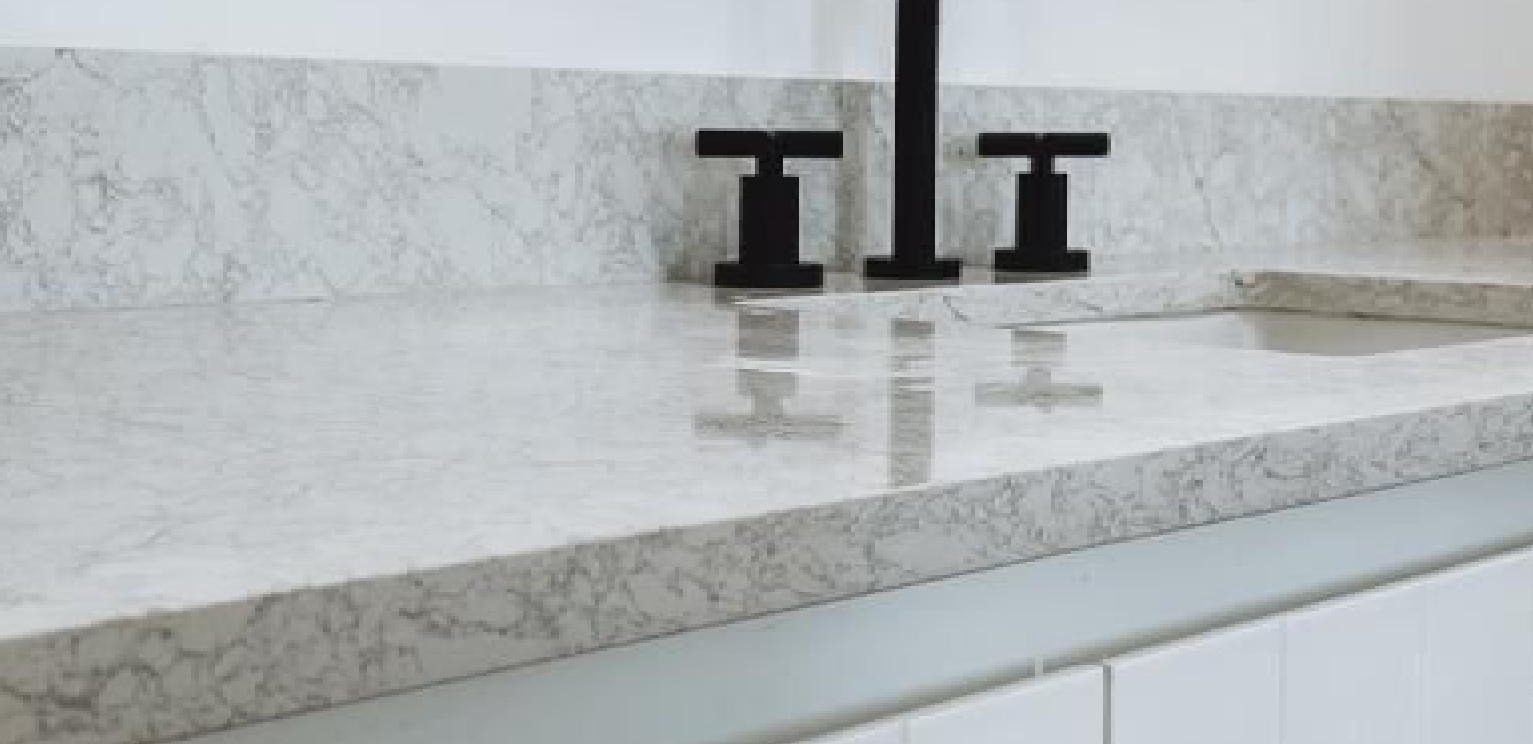 Purastone – Bianco Silver — Mármol