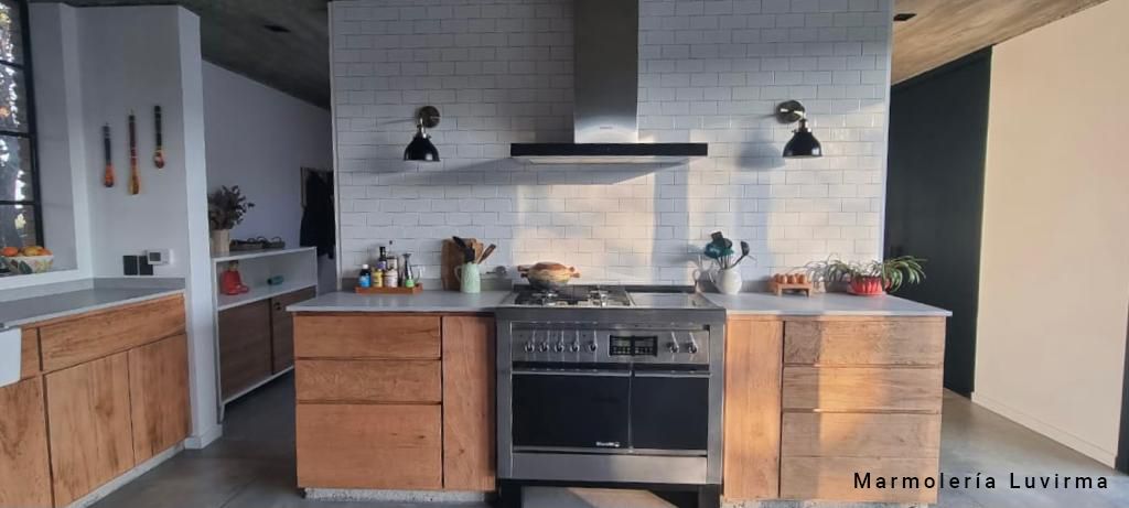 Purastone – Concrete — el material en un ambiente