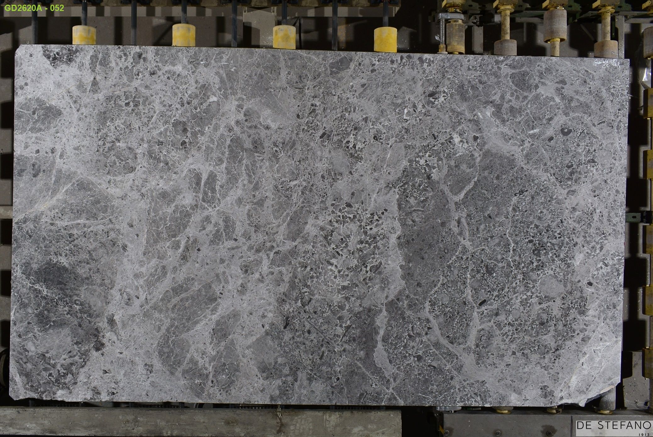Mármol – TUNDRA BLACK — placa entera