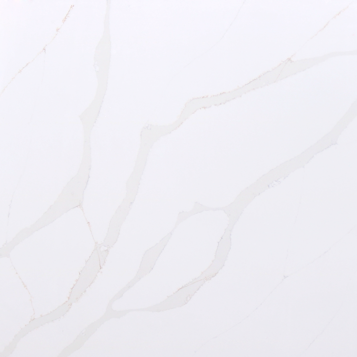 Purastone – Calacatta Gold — el material en un ambiente