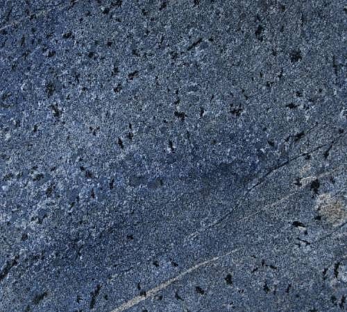 Granito – Azul Bahía — detalle de la veta