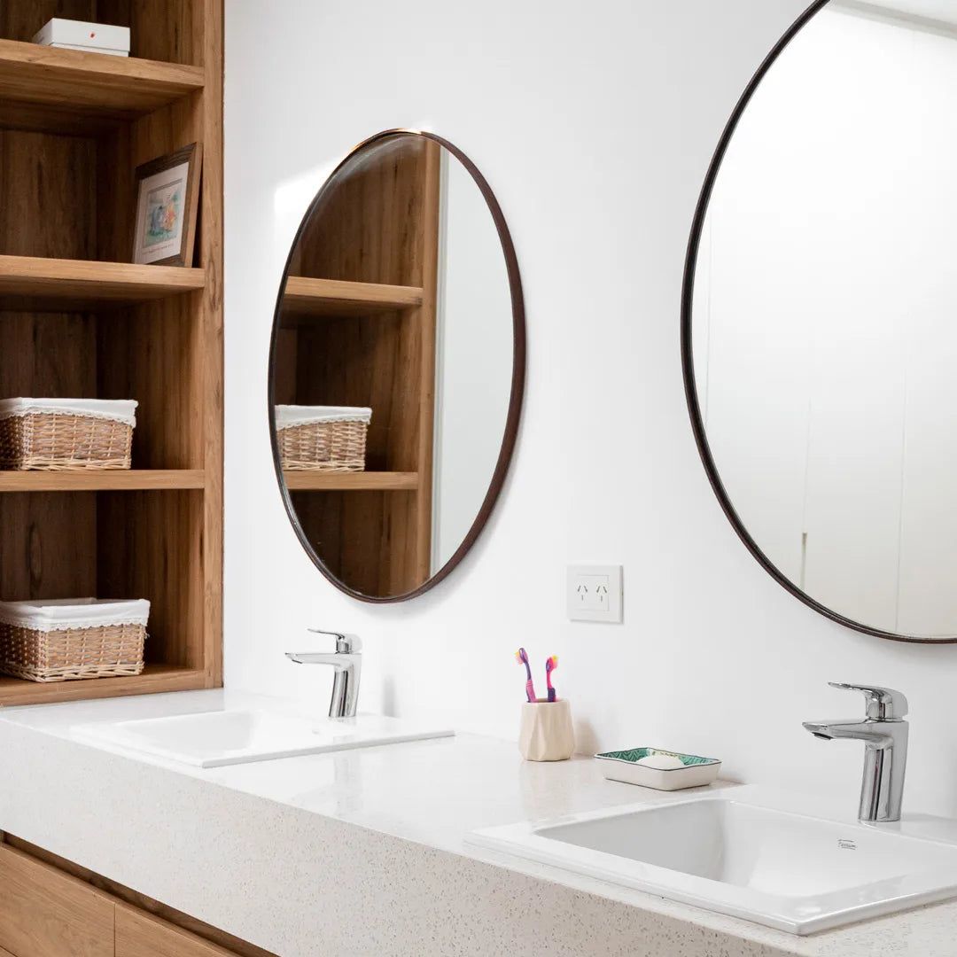 Purastone – Terrazzo White — el material en un ambiente