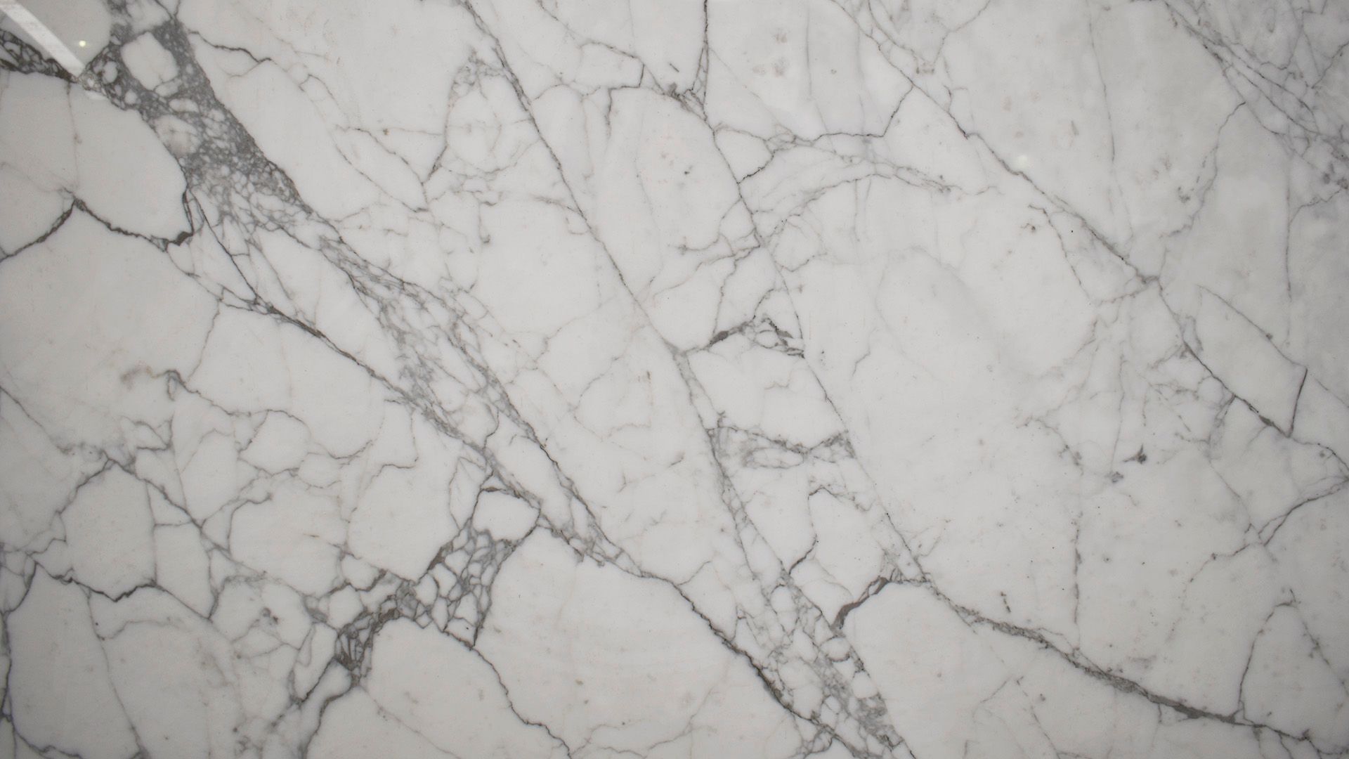 Purastone prima – Calacatta Borghini — el material en un ambiente