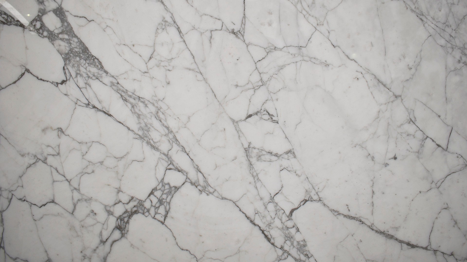 Purastone prima – Calacatta Borghini — el material en un ambiente
