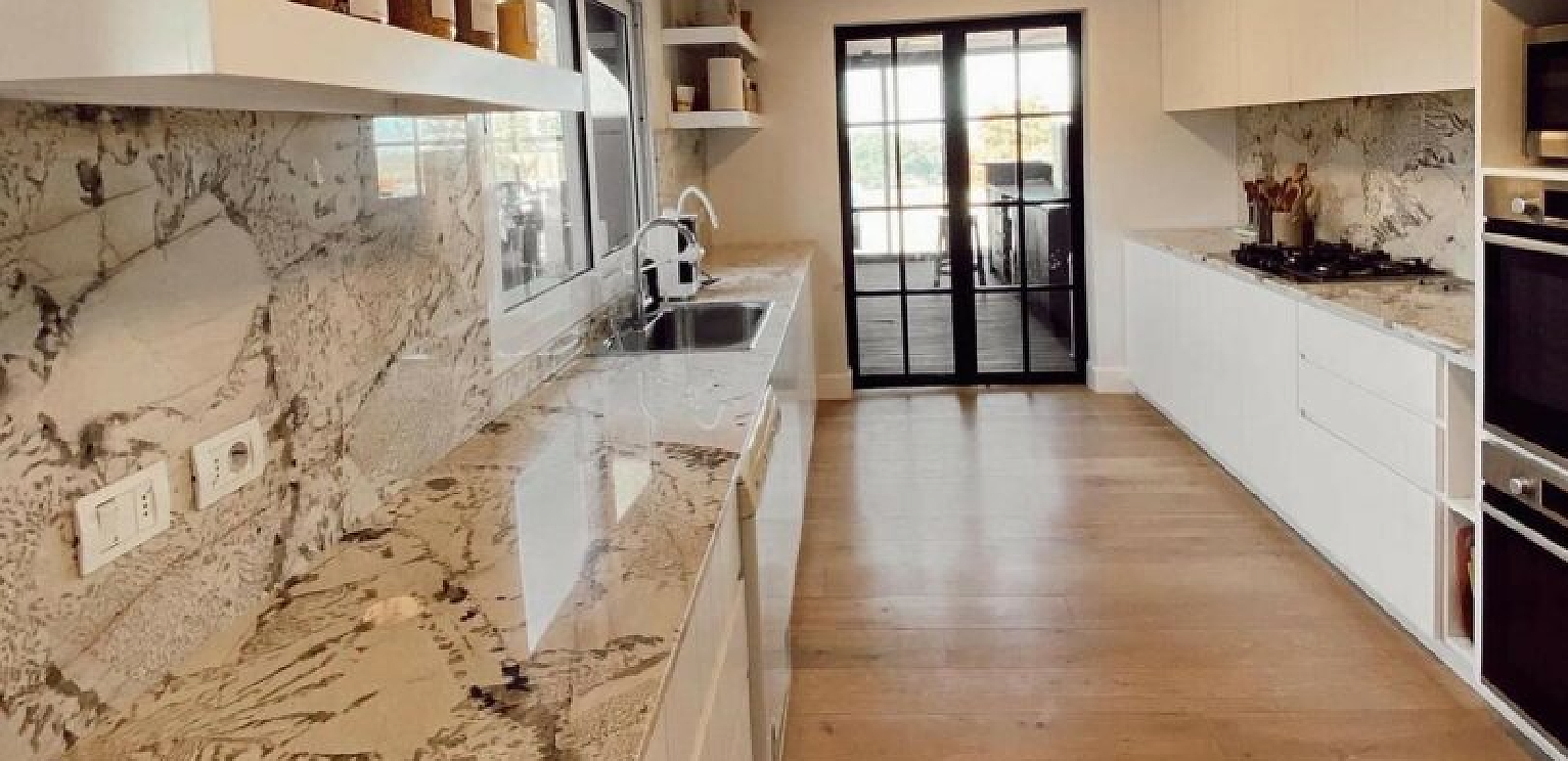 Granito – Alpinus — Mármol