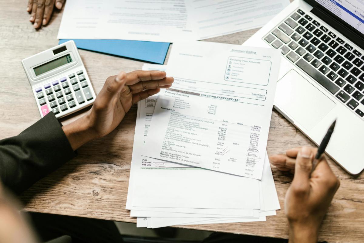 Manual vs. automated check deposit: What’s best for your business?