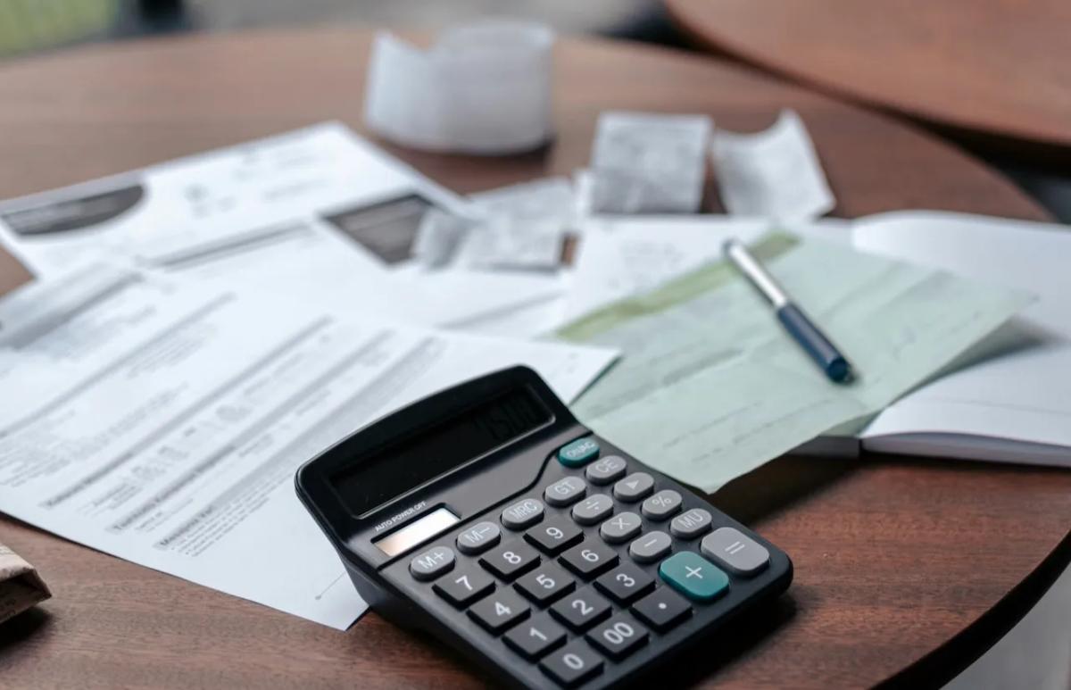 4 practical ways to speed up cash flow for your business