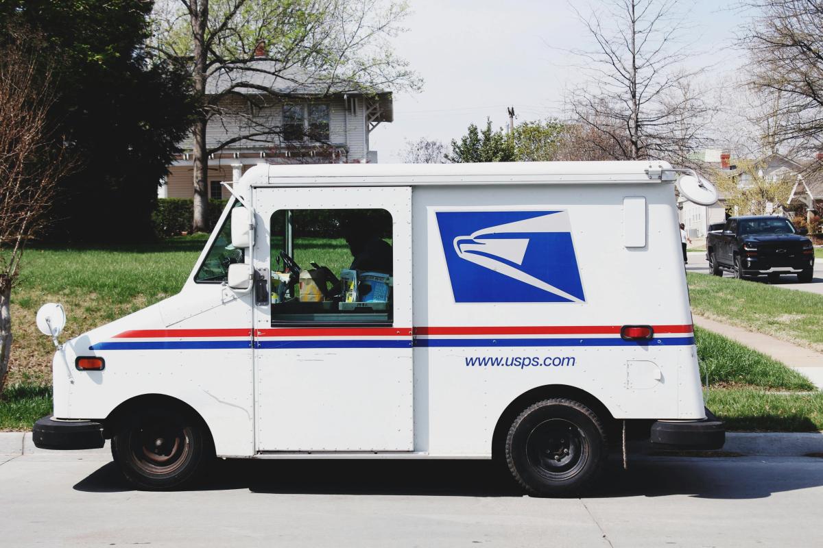 How to use USPS Premium Forwarding Service Commercial