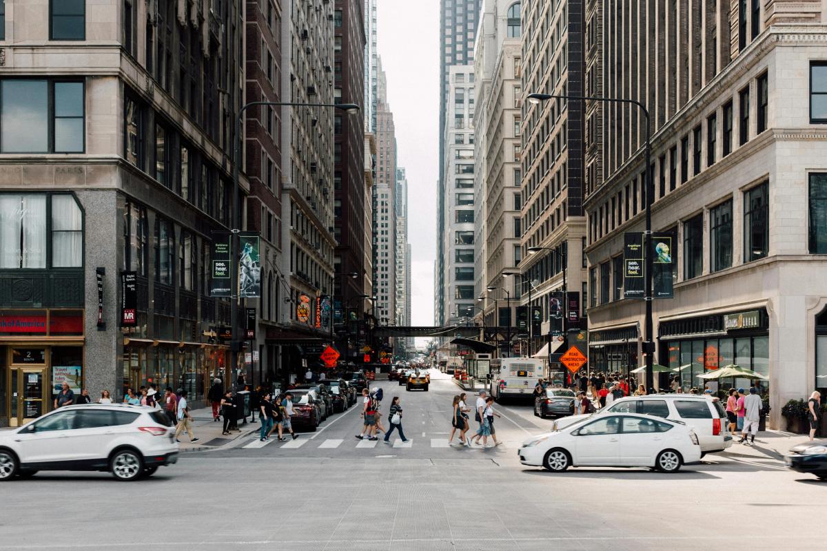 6 benefits of starting an LLC in Illinois (+ considerations to know)