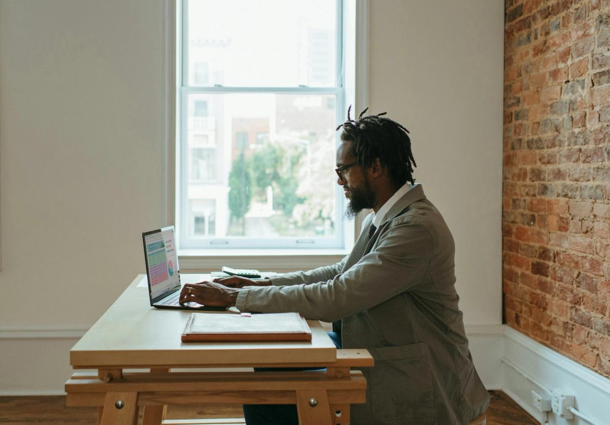 6 key benefits of a virtual office for startups and freelancers
