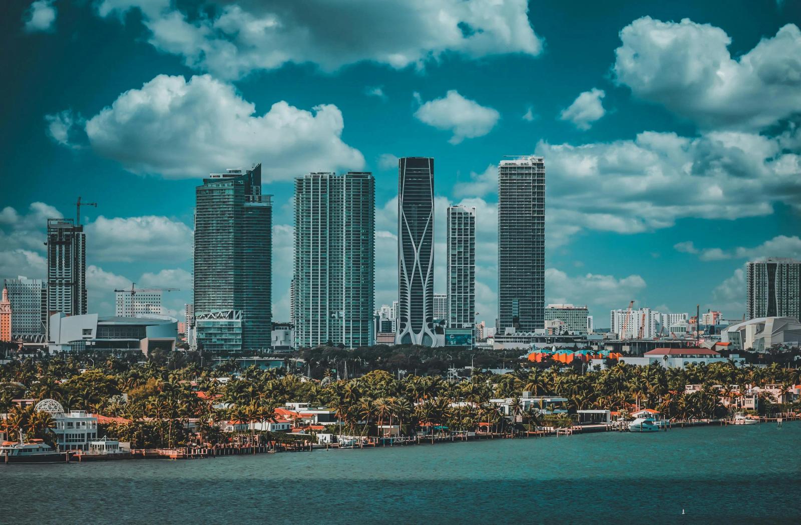 Florida LLC tax benefits: 5 advantages of a Florida business address