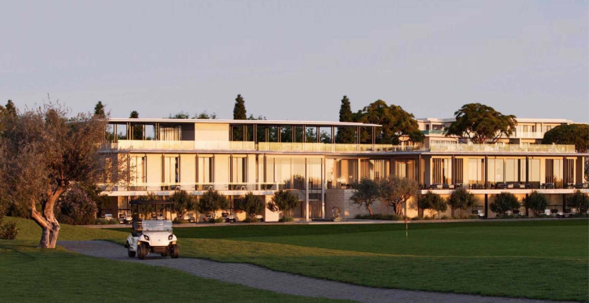 Golfbana med club hus