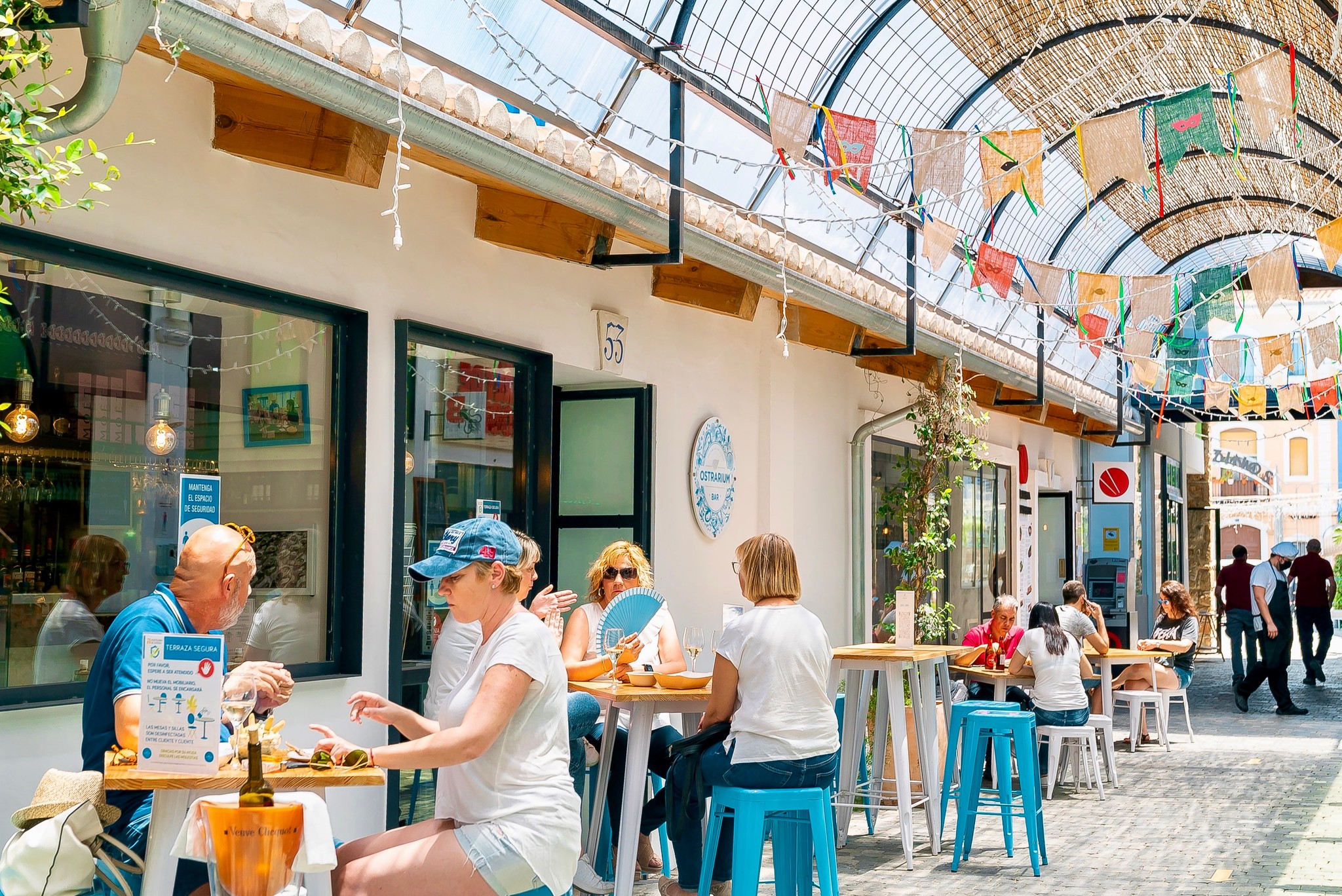 Restaurang med uteservering