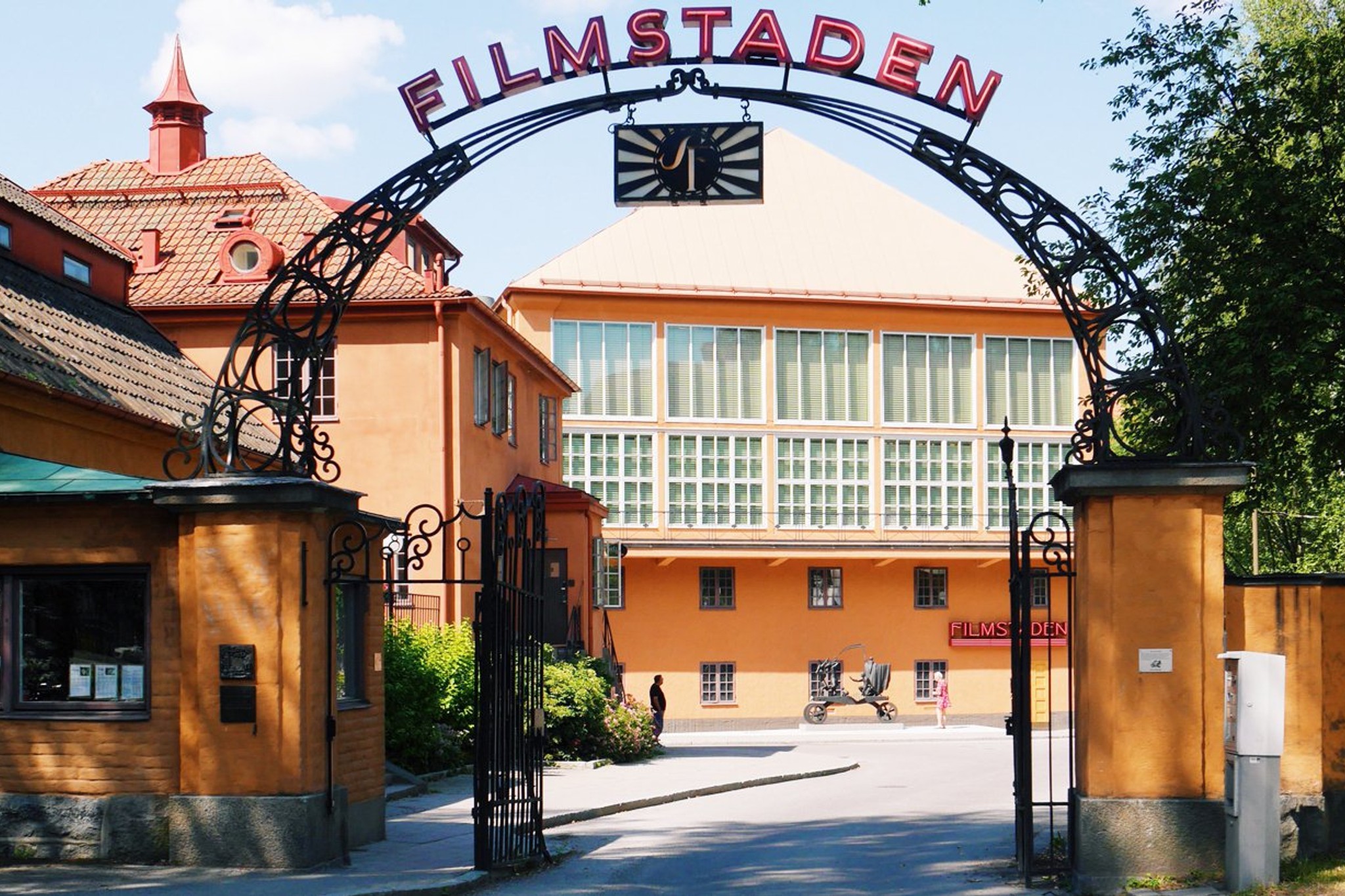 Mäklare Råsunda