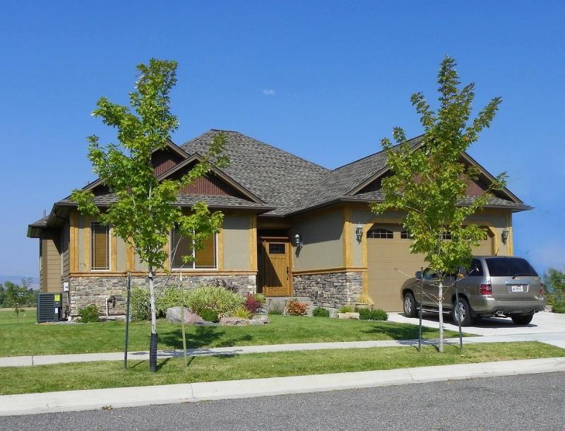 Benefits of Combining Home and Auto Insurance