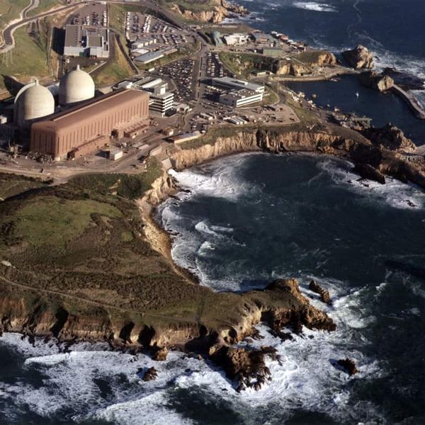 NH #583: New Ukraine Nuclear Risks - Arnie Gundersen + Newsom's $1.4 BILLION Diablo Canyon Trickery Meets Ratepayer Rage
