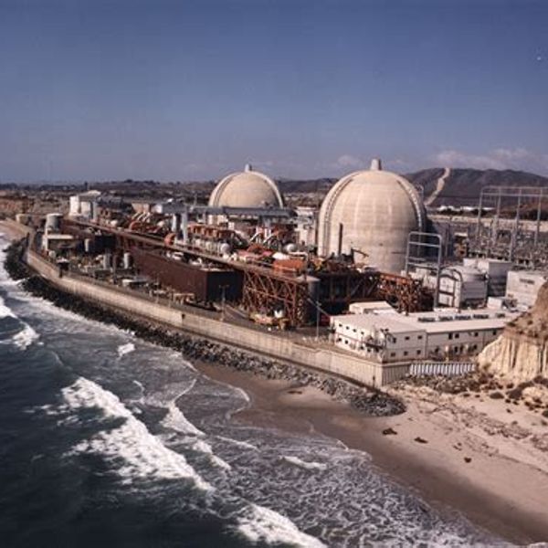 NH #454: San Onofre Radioactive Geyser Potential? Nuclear Engineer Paul Blanch + Susi Snyder, Don't Bank on the Bomb