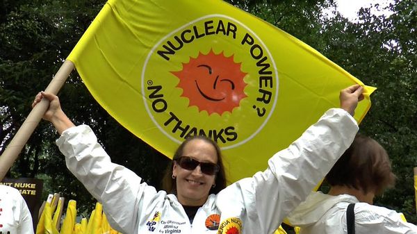 NH #505: Texas Nuclear's Epic Fail + Defund Nuclear Weapons Producers - Erica Gray, Susi Snyder