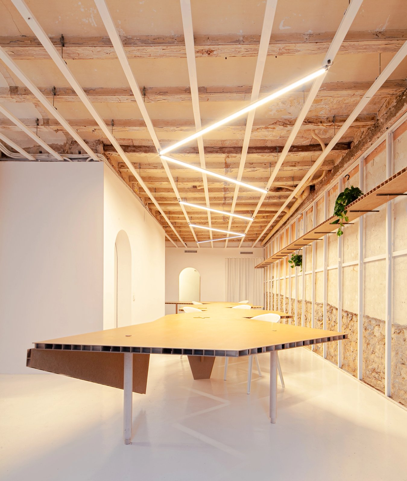 Un despatx, una taula