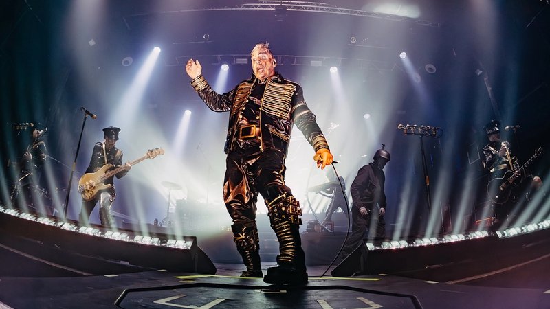 TILL LINDEMANN - RAZZMATAZZ