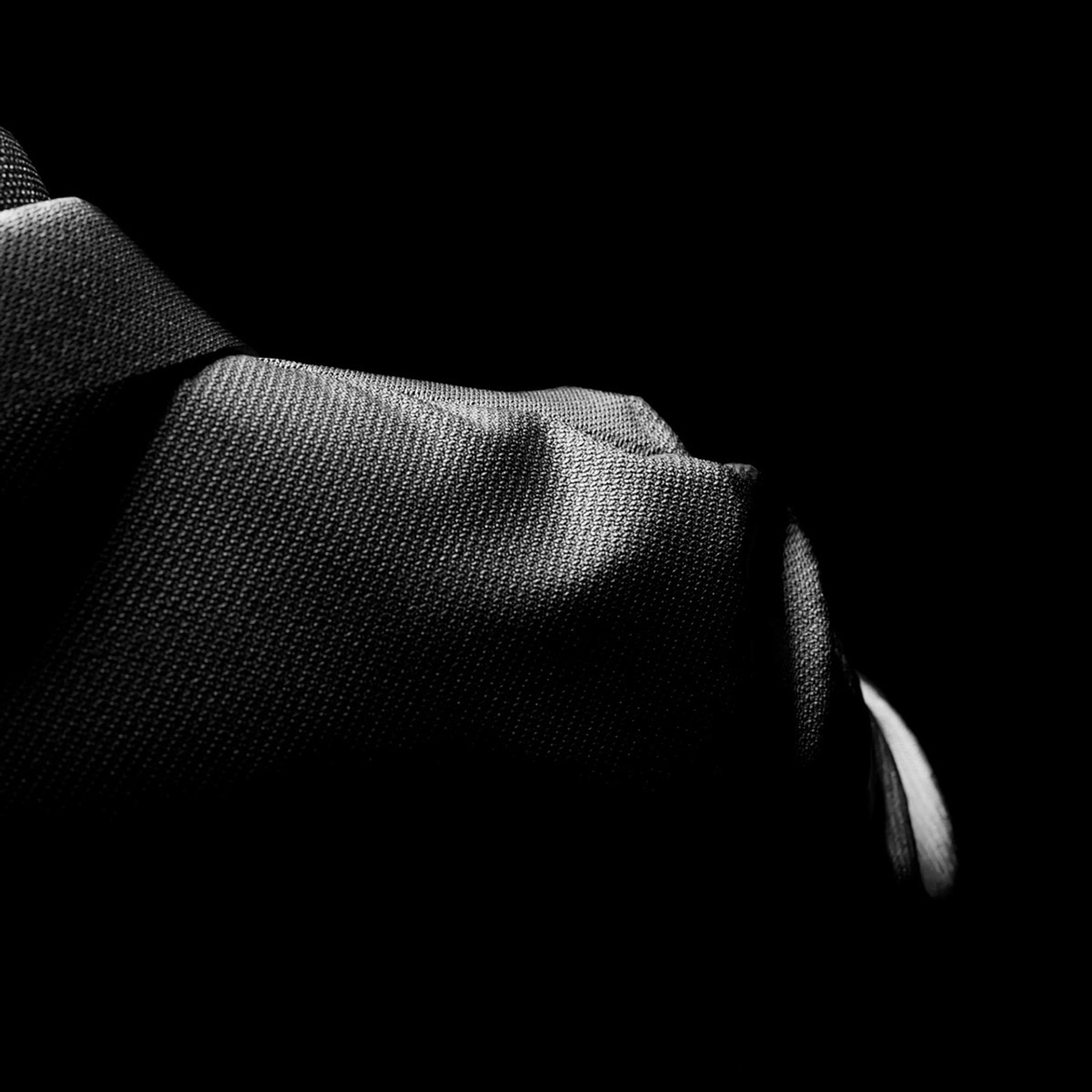 Unveiling the Essence of Mercader
