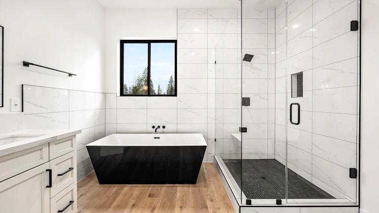 9 Bathroom Floor Options & Materials Guide 2025