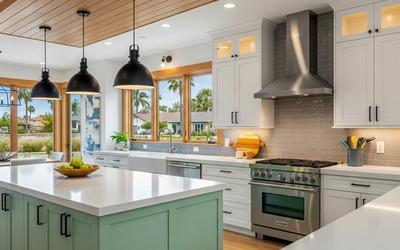 Kitchen Cabinets in Tampa, FL