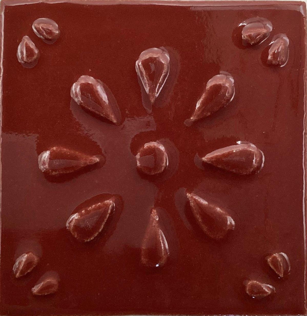 AMAPOLA BRICK RED GLOSSY