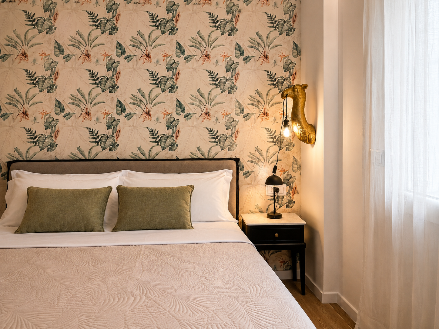 Dormitorio doble, fresco y acogedor, pensado para desconectar y disfrutar de un descanso tranquilo