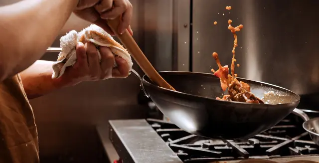 The Ultimate Guide to Cooking with a Wok 