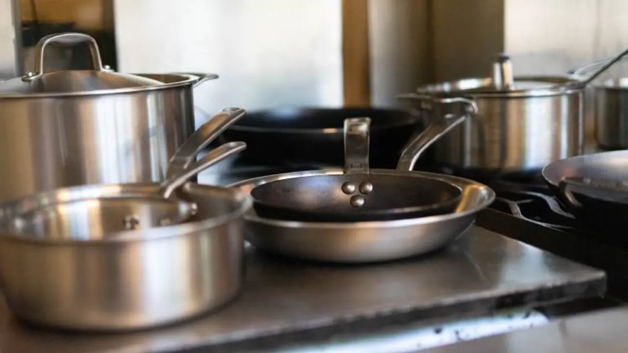 Why You Need a Large Cooking Pot for Prepping 