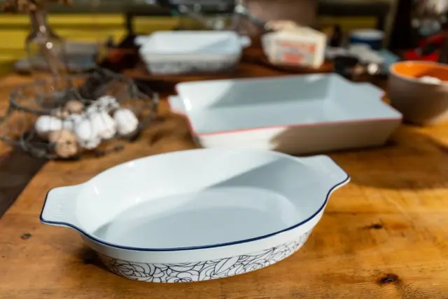 How to Clean Your Porcelain Bakeware