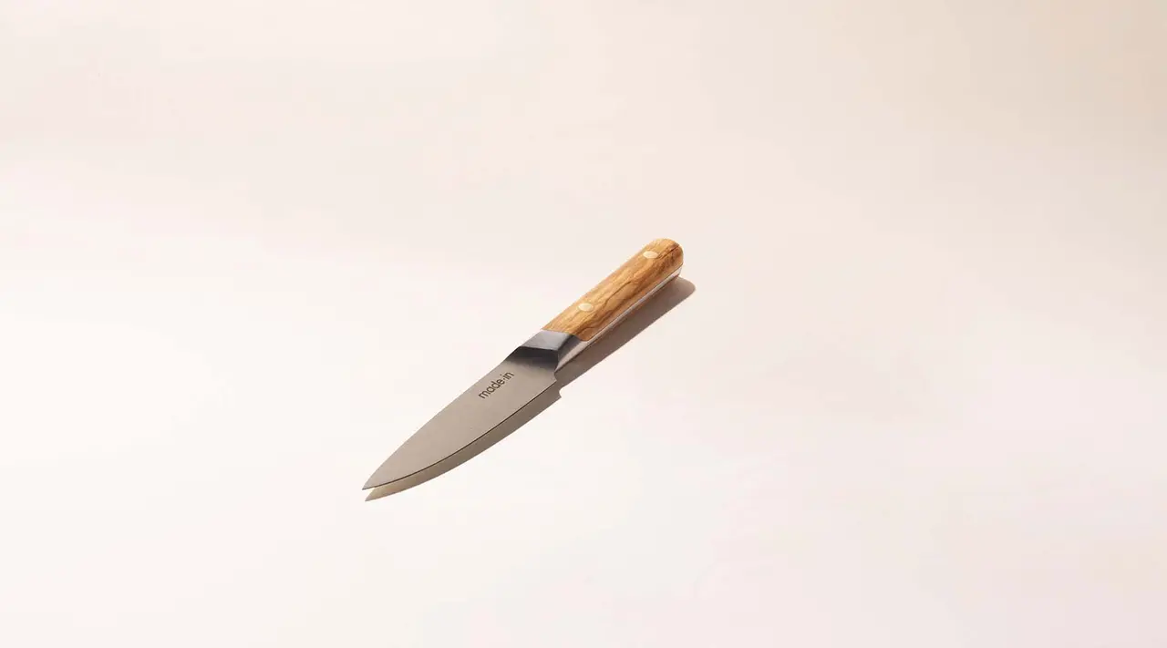 The Tourné Knife: A Paring Knife That Turns Heads, and Why You Need It