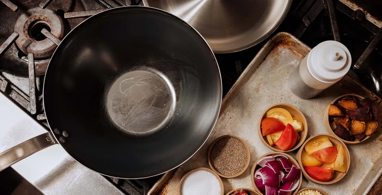 How to Season a Wok: Cleaning, Seasoning, & Maintainenance