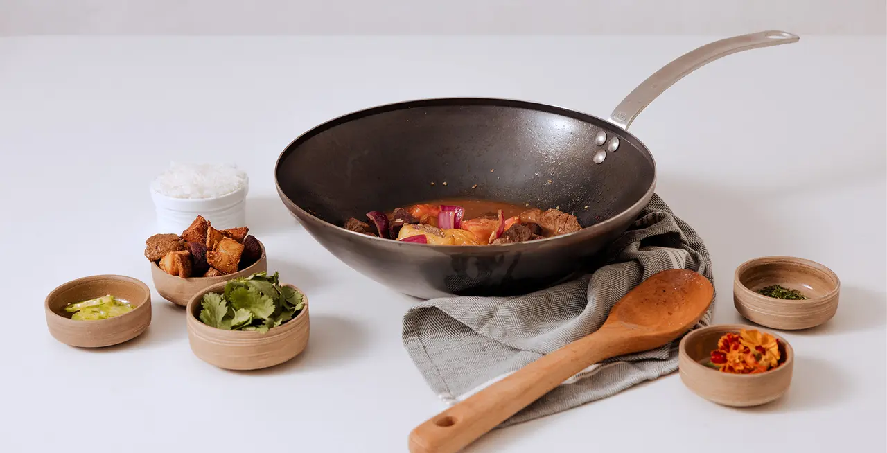 How to Steam in a Wok (with or without a steamer basket)