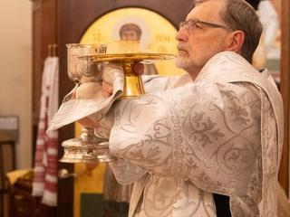 St. Seraphim Cathedral's paschal procession and Divine LIturgy.