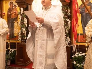 St. Seraphim Cathedral's paschal procession and Divine LIturgy.