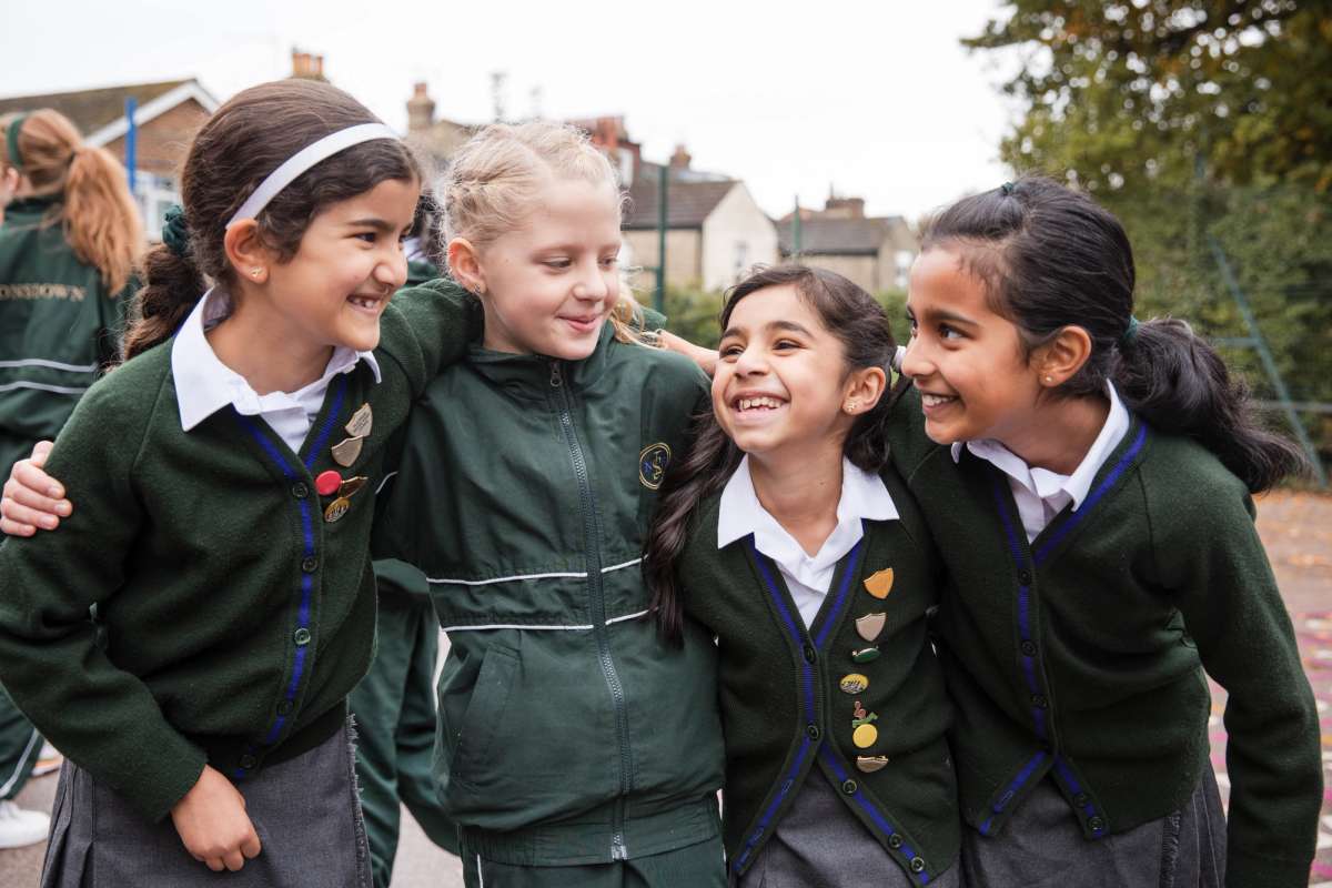 (c) Lyonsdownschool.co.uk
